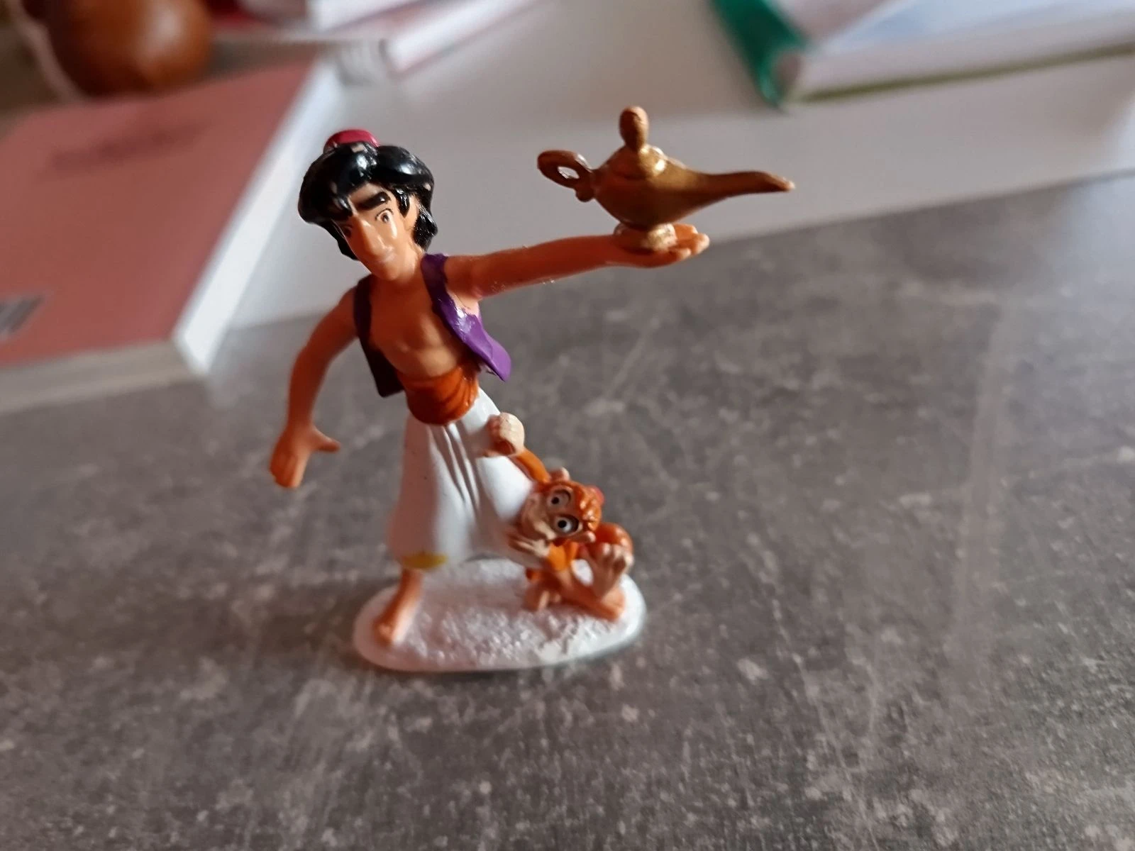Aladdin with Magic Lamp Disney 1992 – photo 5